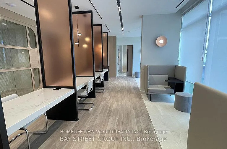 10 Oak St #1609 — Photo 17