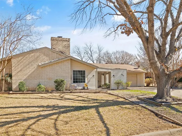 2317 Smokerise Dr, Arlington, TX 76016