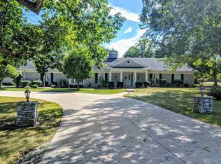 1720 N Fairway Ln, Bluffton, IN 46714