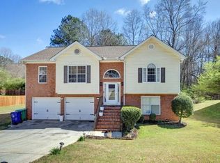 6027 Arbor Links Rd, Lithonia, GA 30058