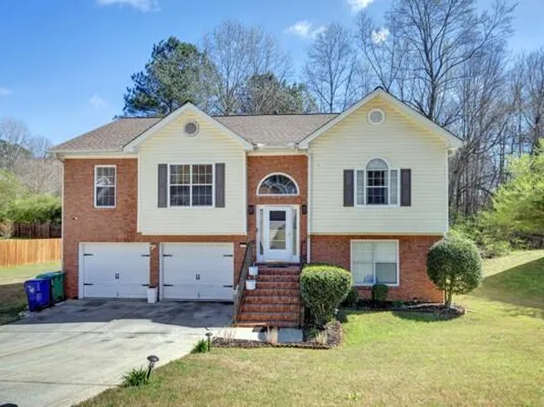 6027 Arbor Links Rd, Lithonia, GA 30058