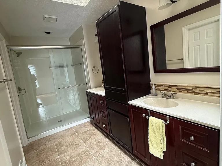 7574 Allenwood Ct — Photo 21