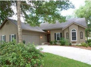 18 Henry Clay Ct, Savannah, GA 31411