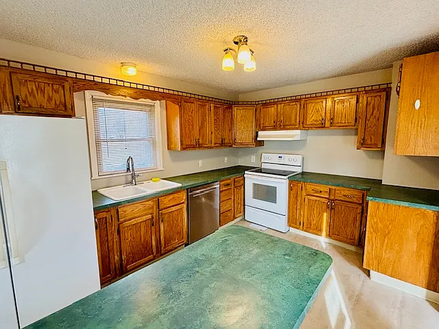 1901 S Roanoke Dr — Photo 11