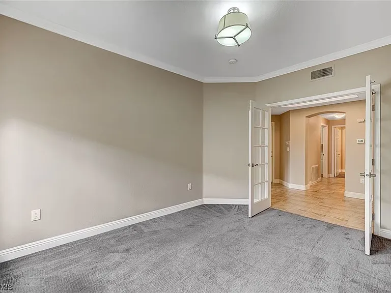 821 Titan Peak Pl — Photo 32