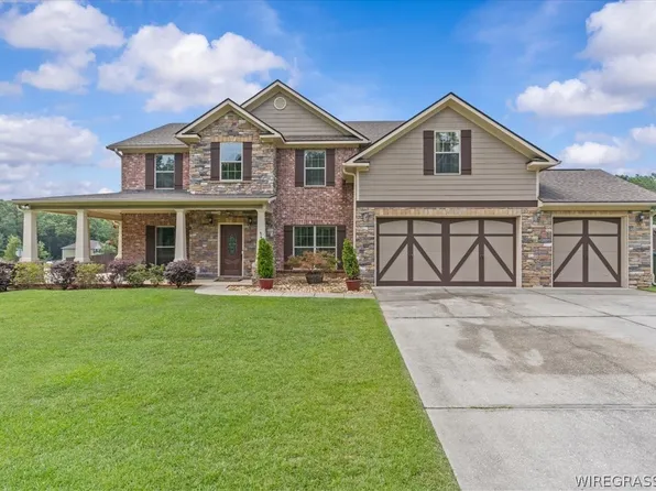 134 Halls Creek Ln, Dothan, AL 36301