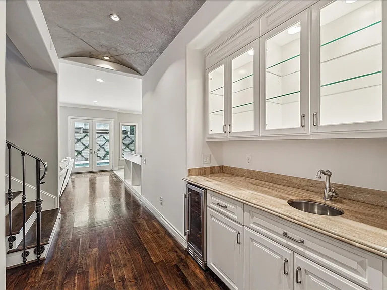 2809 Georgetown St — Photo 14