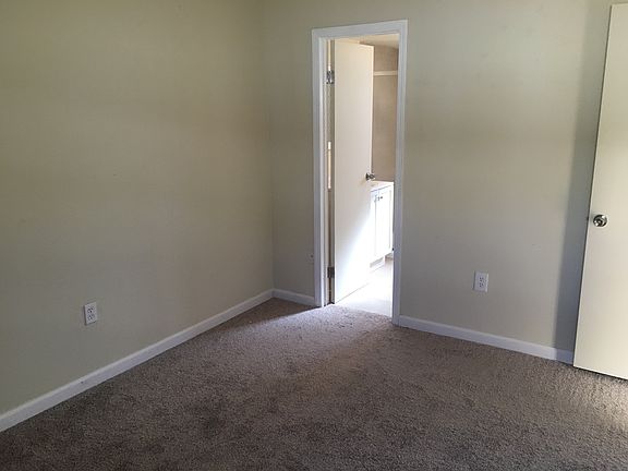 3rd image of 320 S California Ave
