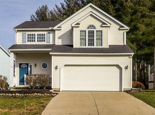 113 Pine Hollow Cir, Chardon, OH 44024