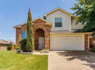 1602 Powder Horn Ln, Arlington, TX 76018