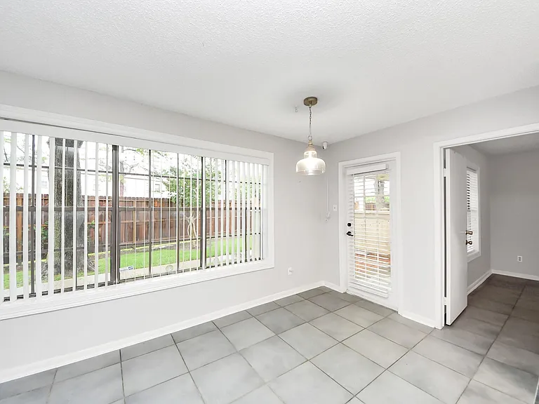 2750 Holly Hall St #911 — Photo 11