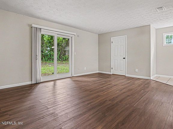 3rd image of 7044 RED ROBIN DRIVE Drive