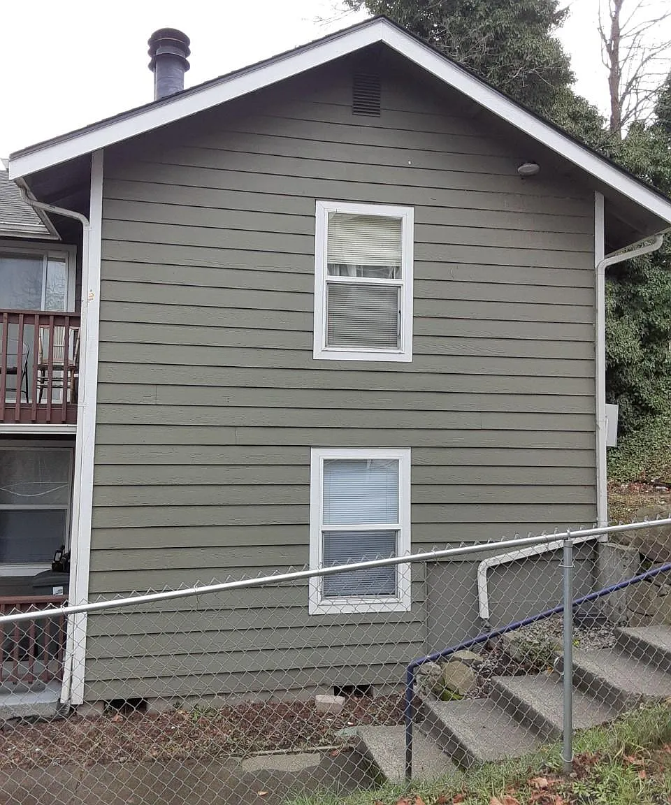 1949 S I St — Photo 2