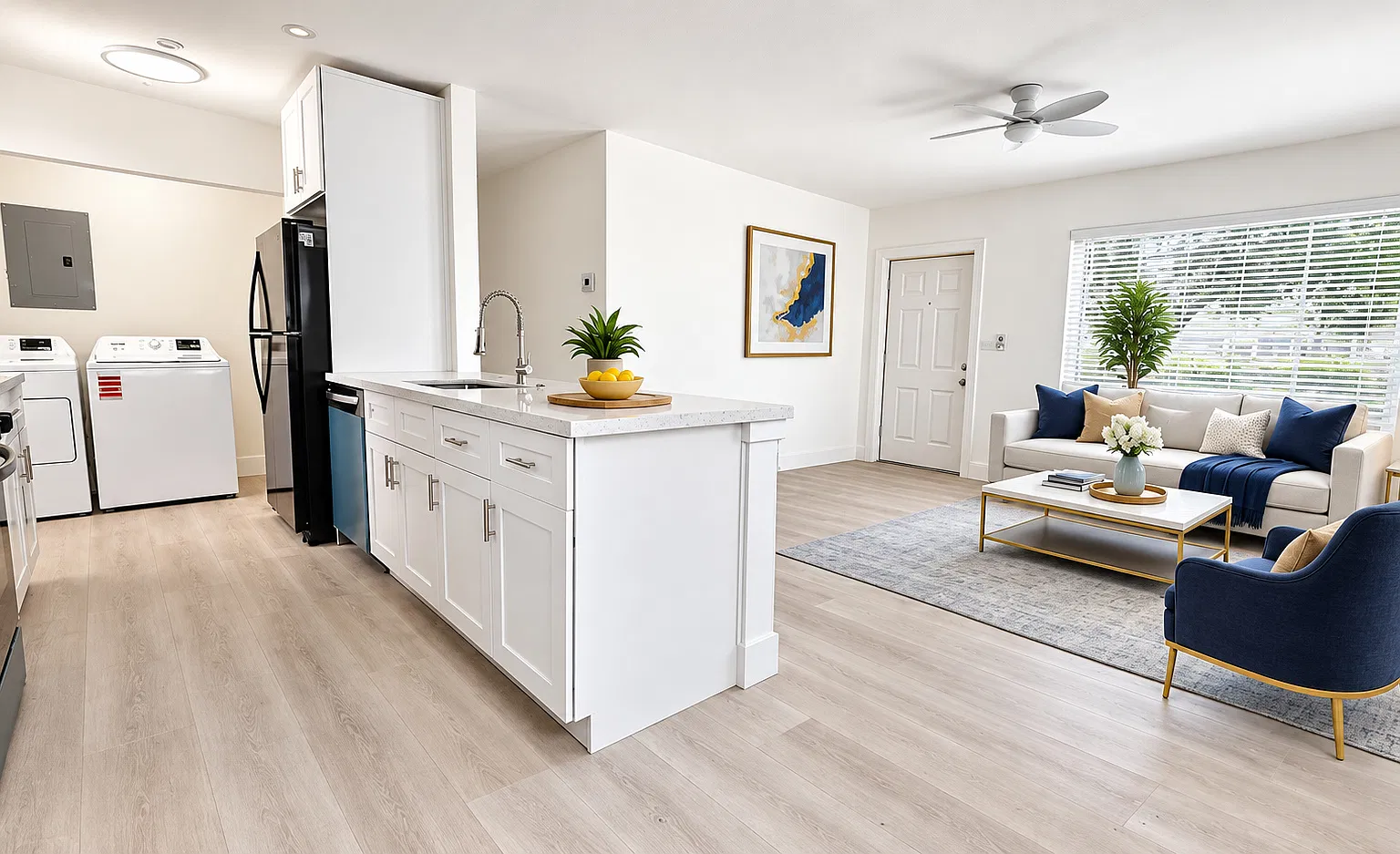 3 bed, 933 sqft, $2,800 — Photo 3