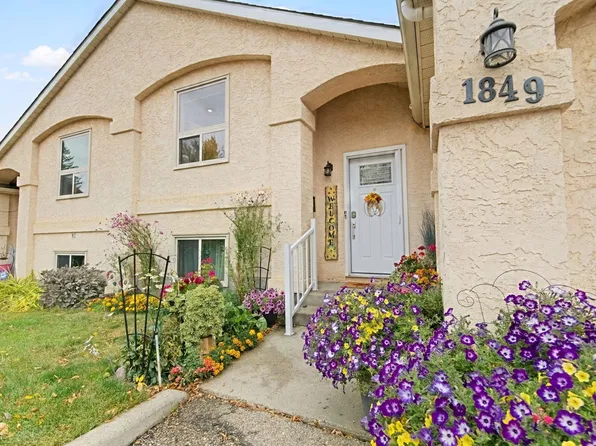 1849 Mill Woods Rd E, Edmonton, AB T6K 3L9
