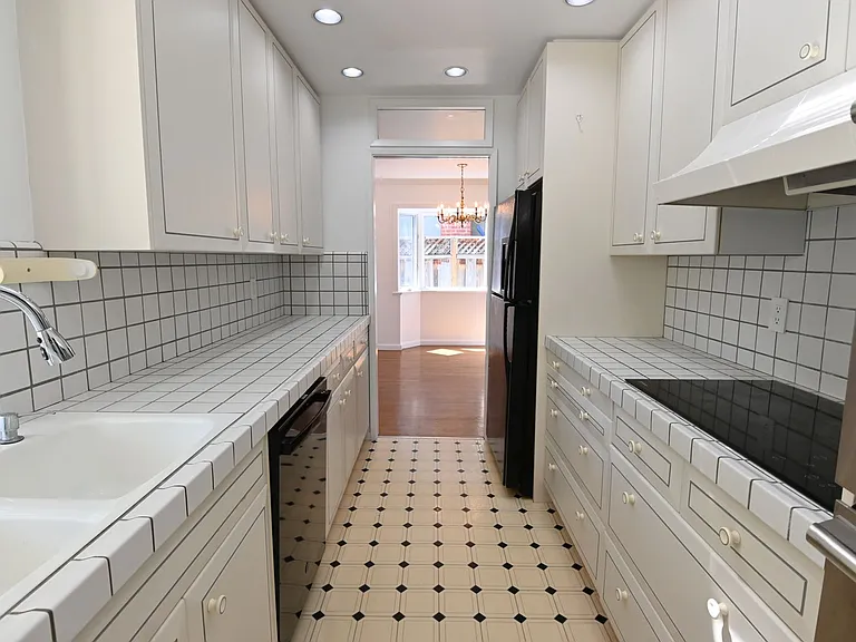 3655 Mona Way — Photo 3