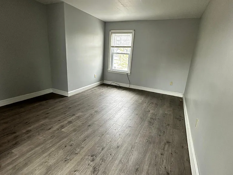 74 Germain Ave #2 — Photo 5