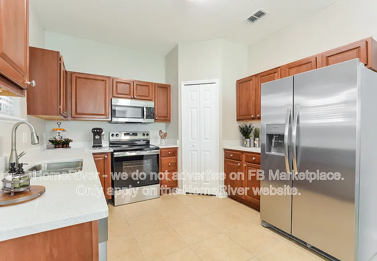 1801 Hoofprint Ct — Photo 4