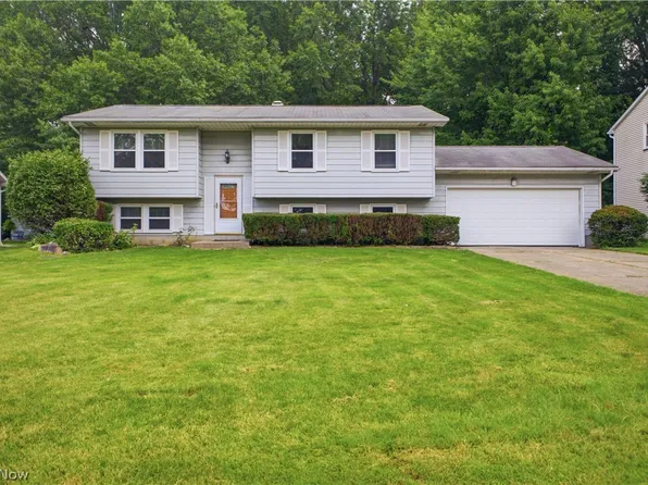 7533 Jaguar Dr, Youngstown, OH 44512