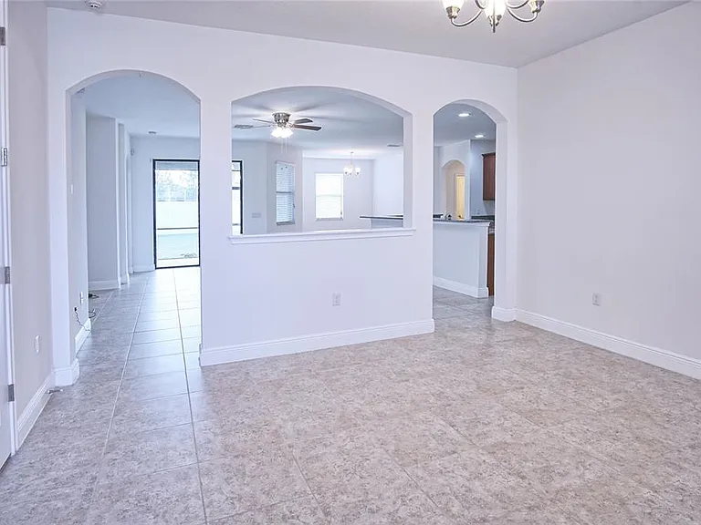 11619 Iris Spring Ct — Photo 3