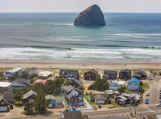 33310 Cape Kiwanda Dr, Pacific City, OR