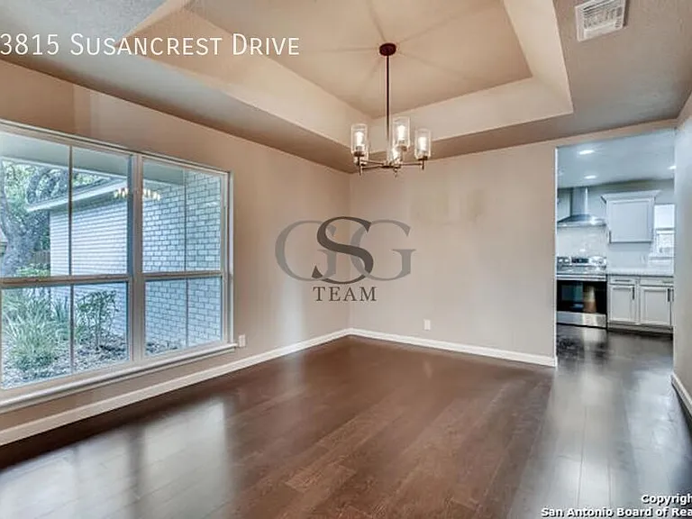13815 Susancrest Dr — Photo 6