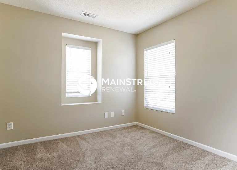 218 Lodestone Dr — Photo 13