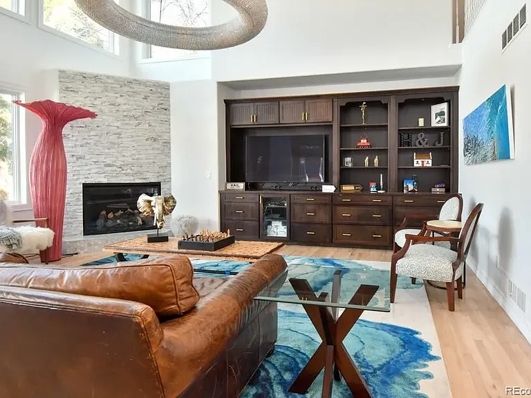 68 Glenmoor Dr — Photo 4