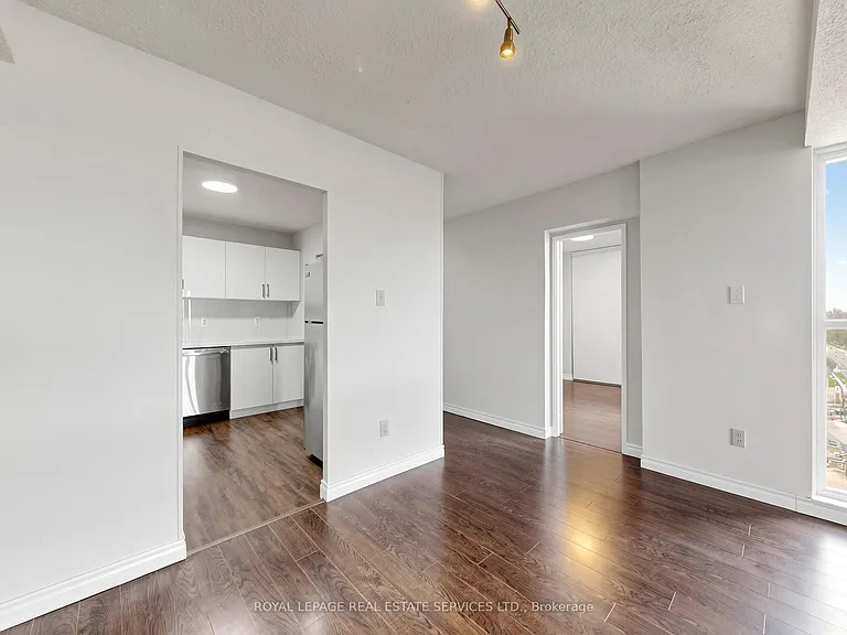 4091 Sheppard Ave E #2101 — Photo 18