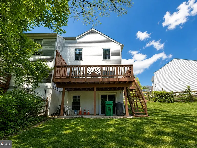 11 Noblewood Ct — Photo 37