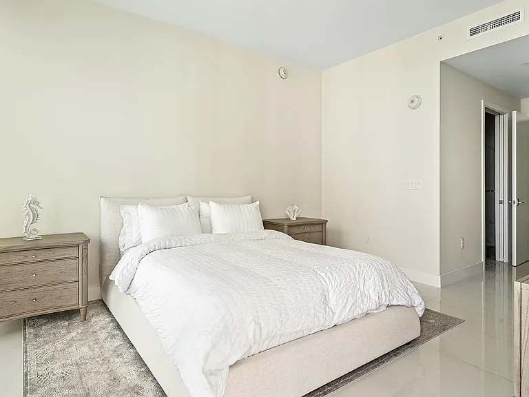 3100 N Ocean Dr #H-1409 — Photo 11