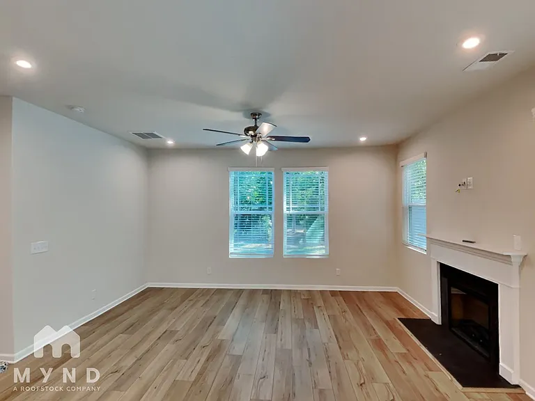 1342 Southern Sugar Dr — Photo 2