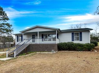 907 Stirling Ct, Raeford, NC 28376