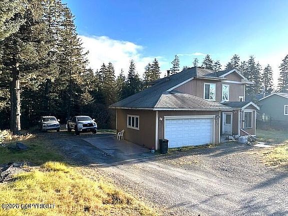 5th image of 3720 Sunset Dr