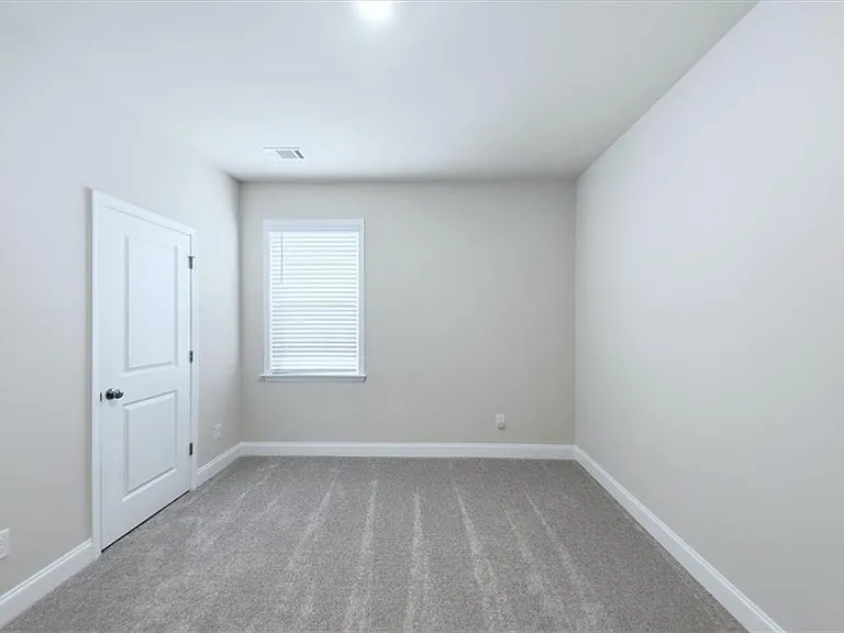3939 Alderstone Dr — Photo 37
