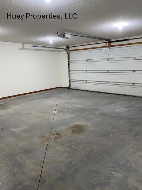 2 bed, 1400 sqft, $1,275 — Photo 2
