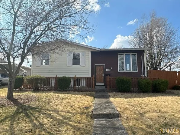 1318 N Roosevelt Dr, Evansville, IN 47711