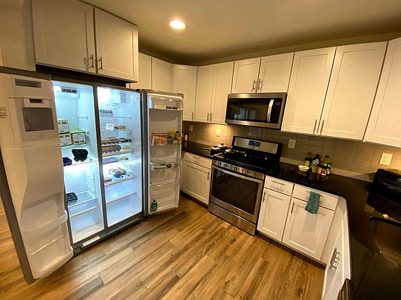 Granite countertops and plentiful storage