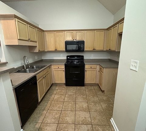 4th image of 5637 Garden Gap Dr