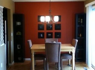 3553 Pilgrim Ln N, Plymouth, MN 55441