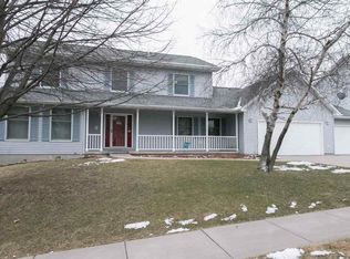 316 Galway Dr, Iowa City, IA 52246