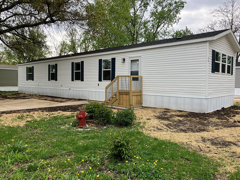 1st image of 56 Loraine Dr