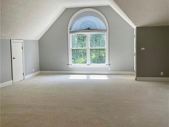3rd image of 104 Serenoa Dr