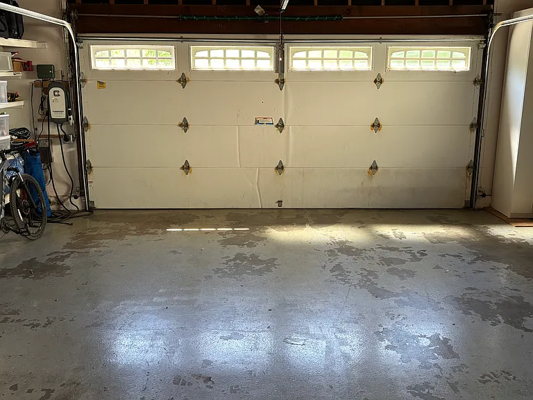 294 Albert Dr — Photo 32