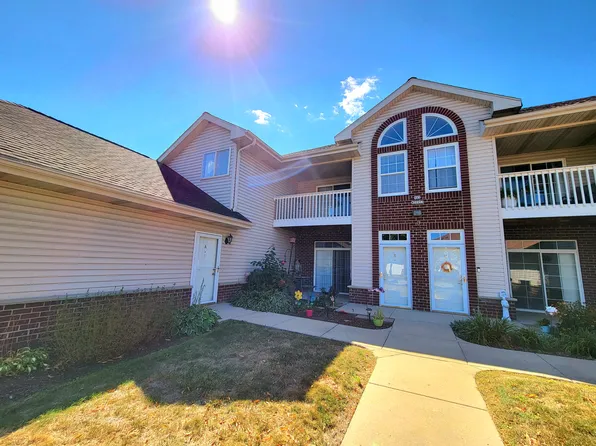 N43W32953 Rasmus Rd Unit 3A, Nashotah, WI 53058
