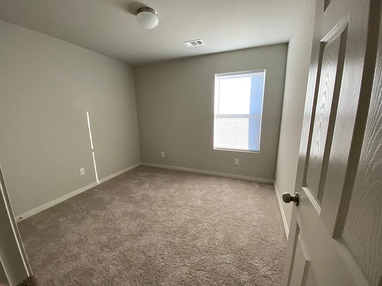 4941 Prospector Dr — Photo 8