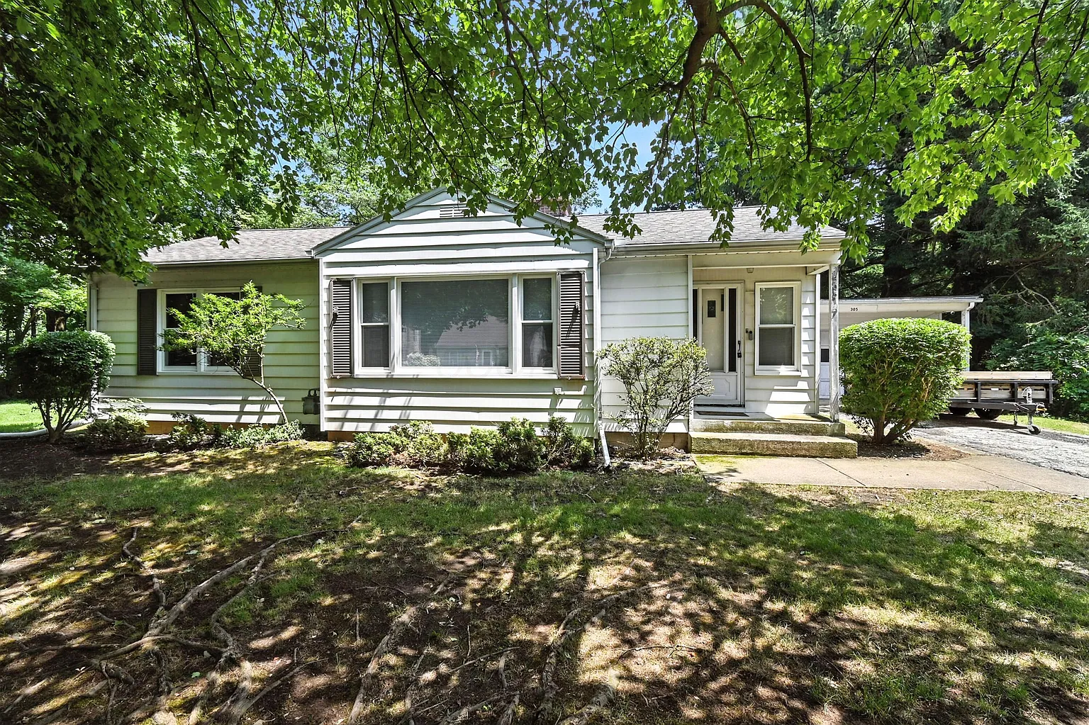 305 N Boston St photo 1