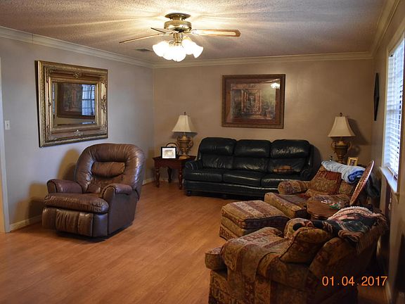 4th image of 1808 S Detroit Ave