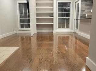 700 S 1st St APT 204, Austin, TX 78704