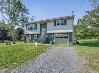 1399 Kania Road, Amsterdam, NY 12010